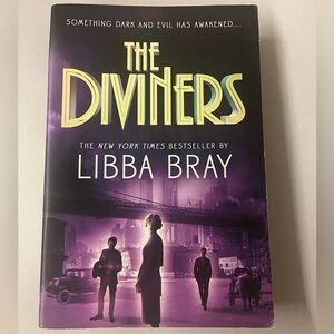 The Diviners (Softcover) by Libba Bray